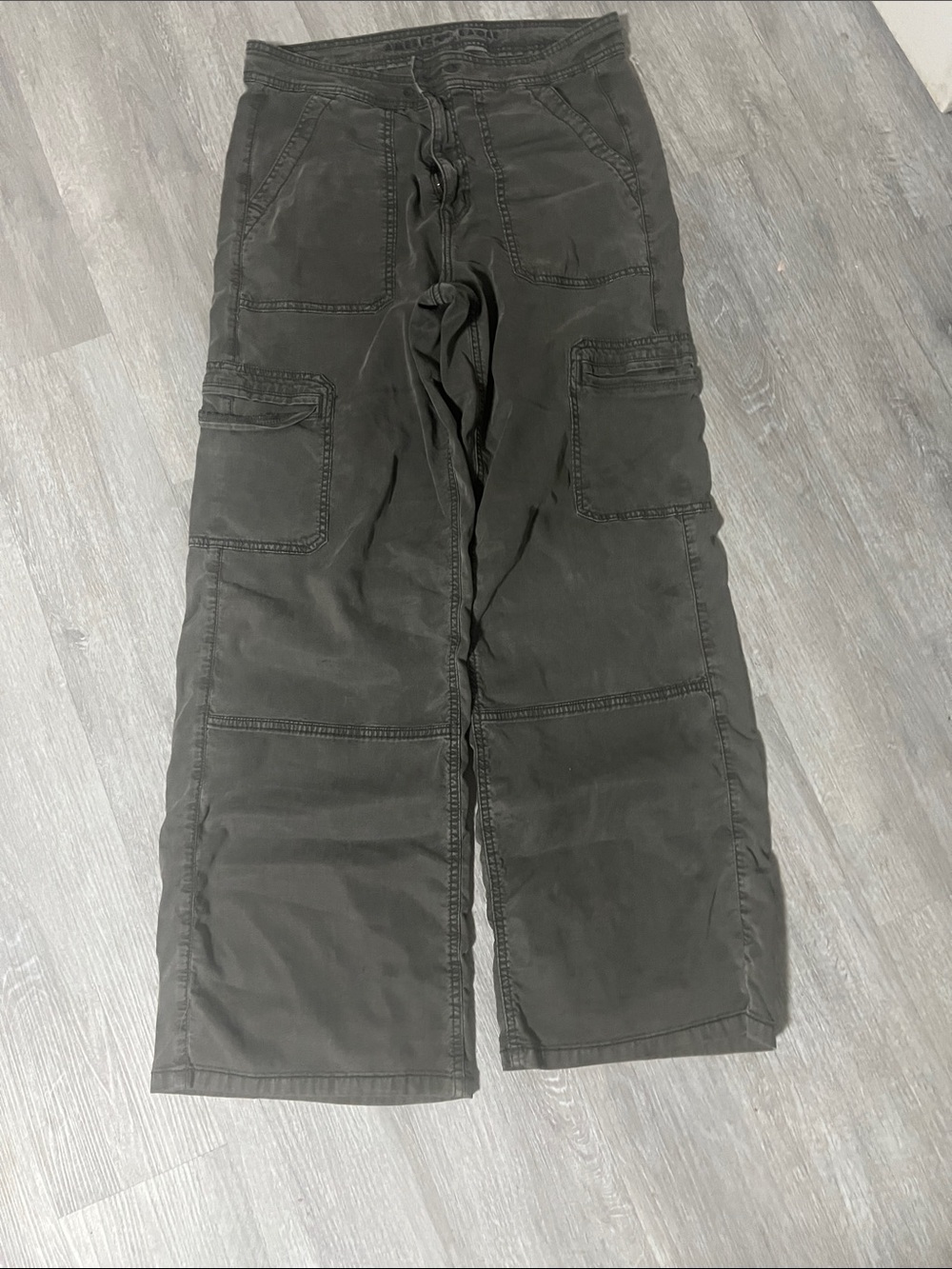 American Eagle Outfitters Men's Charcoal Cargo Pants